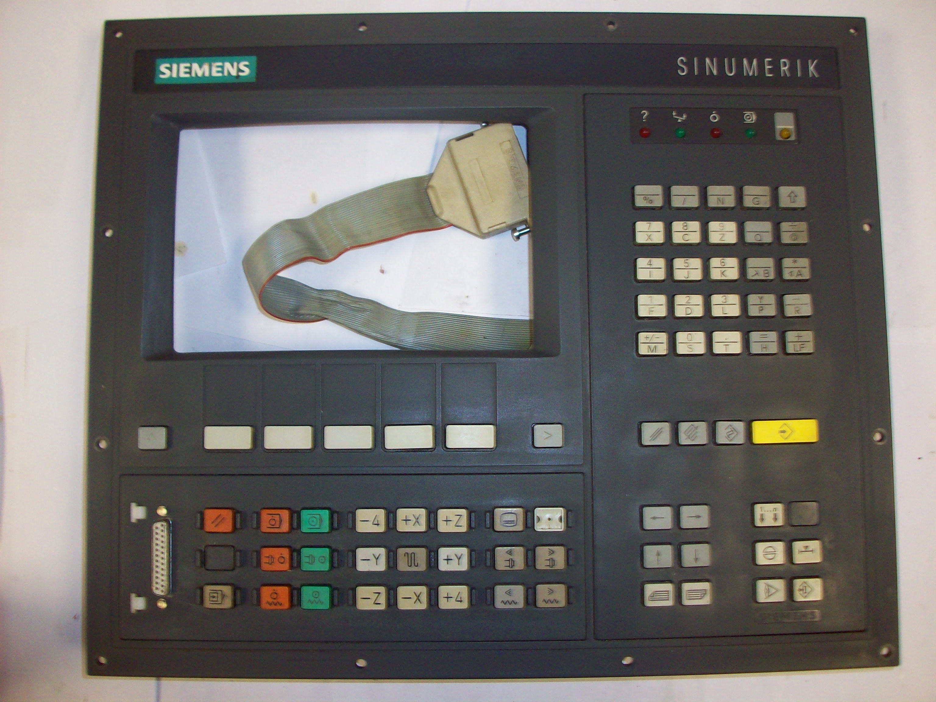 Siemens Panel Sinumerik 810 6FX1130-0BA02